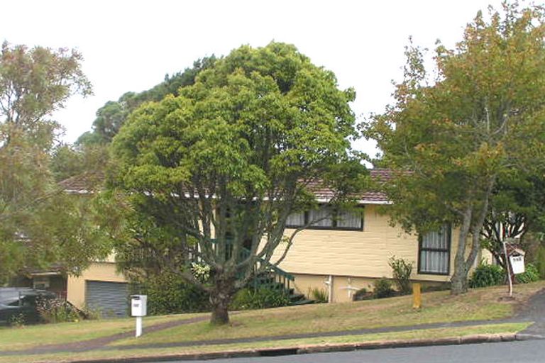 Photo of property in 107 Becroft Drive, Forrest Hill, Auckland, 0620