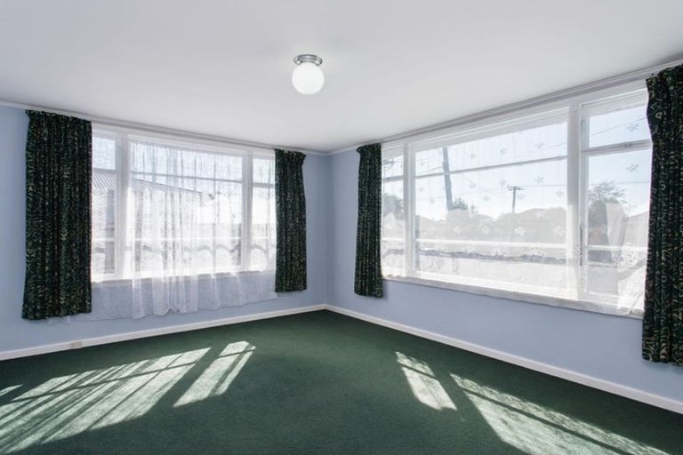 Photo of property in 103 Bassett Street, Burwood, Christchurch, 8083