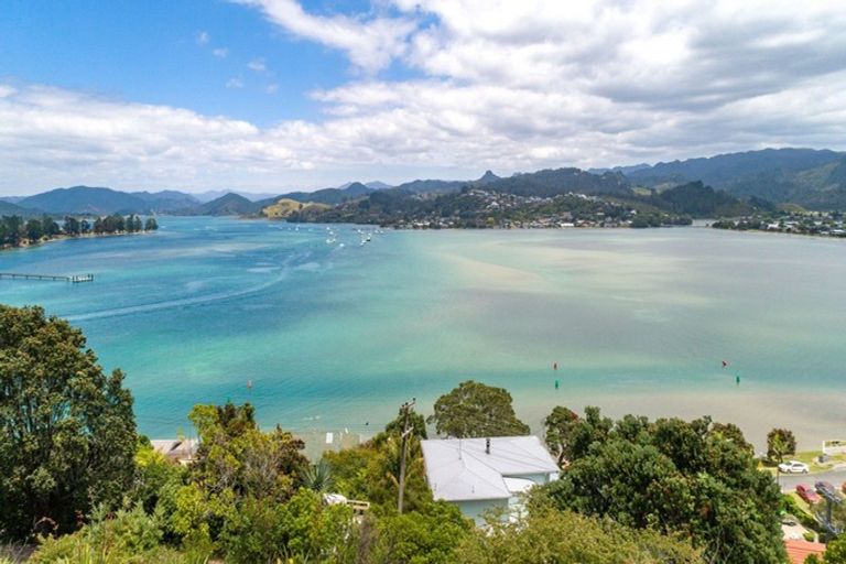 Photo of property in 160 Paku Drive, Tairua, 3508