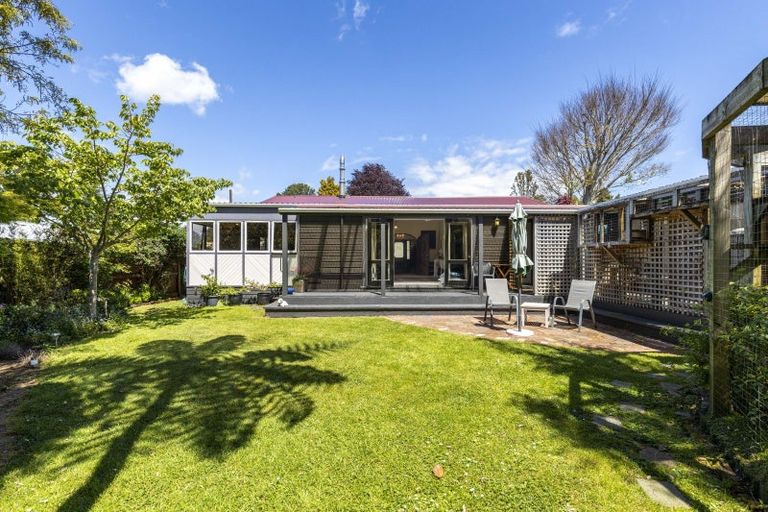 Photo of property in 6 Tawa Street, Inglewood, 4330