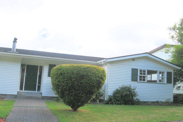 Photo of property in 4 Ramsey Place, Karori, Wellington, 6012