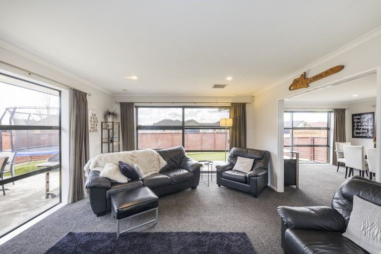 Photo of property in 60 Branigan Parade, Kelvin Grove, Palmerston North, 4414