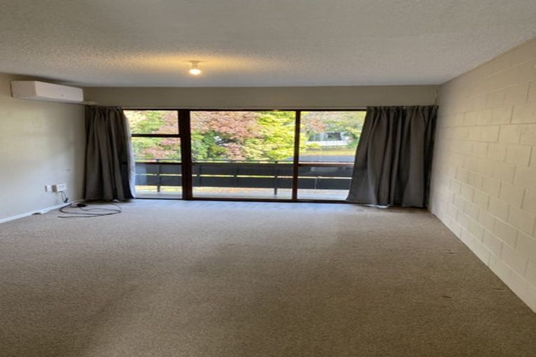 Photo of property in 2/12 Oakley Avenue, Claudelands, Hamilton, 3214