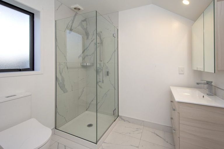 Photo of property in 3/232 Marine Parade, New Brighton, Christchurch, 8061