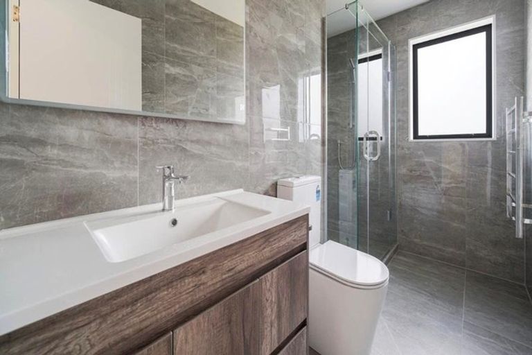 Photo of property in 27 Woven Place, Karaka, Papakura, 2113