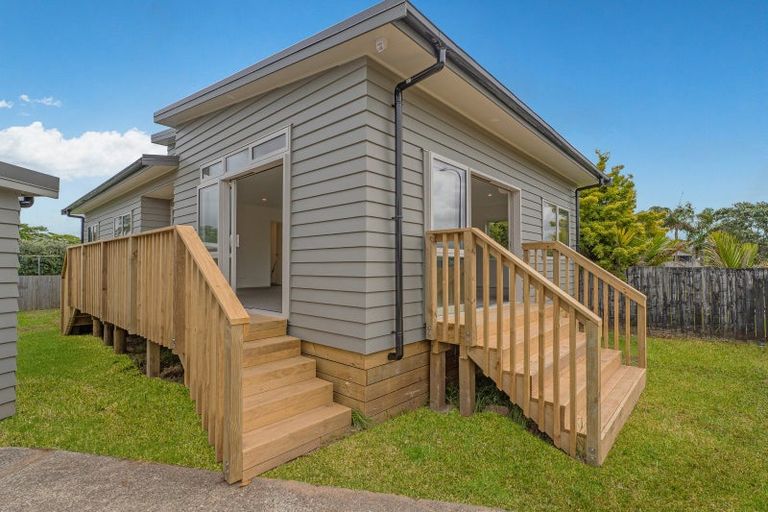 Photo of property in 21 Meadow Drive, Whitianga, 3510