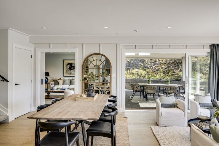 Photo of property in 71 Oak Road, Poraiti, Napier, 4112