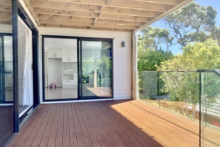 Photo of property in 2/147 Kowhai Road, Mairangi Bay, Auckland, 0630