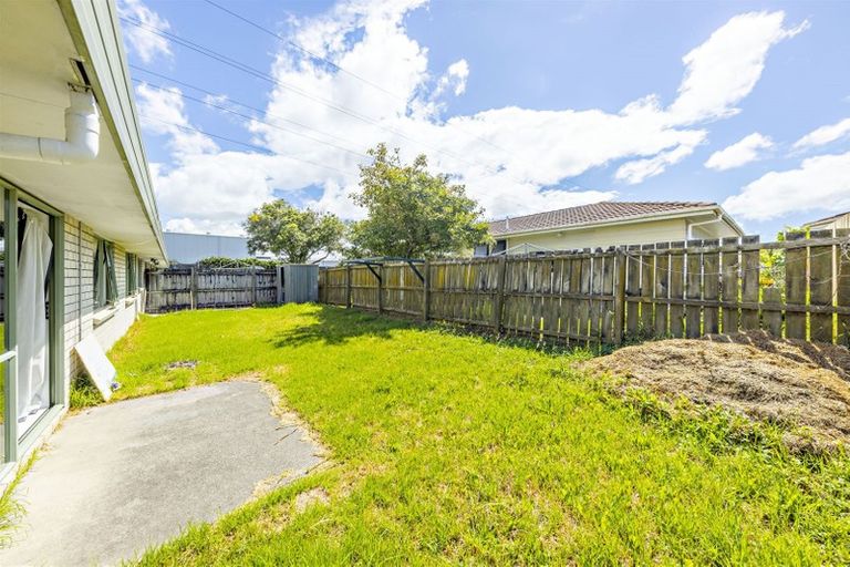 Photo of property in 1/11 Solveig Place, Randwick Park, Auckland, 2105