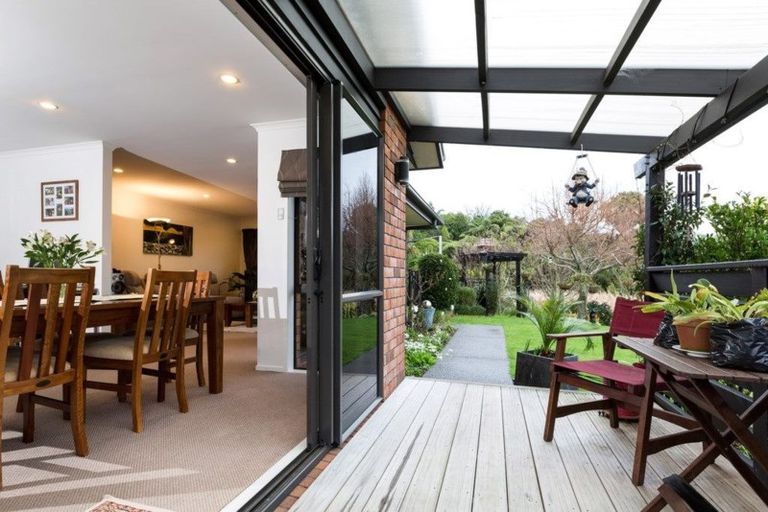 Photo of property in 20 Ainslee Street, Highlands Park, New Plymouth, 4312