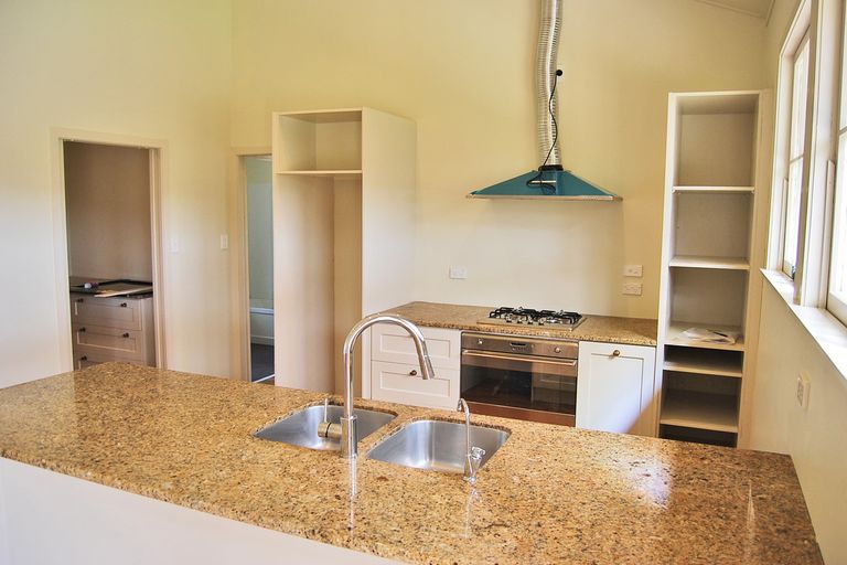 Photo of property in 956c Oneriri Road, Kaiwaka, 0573