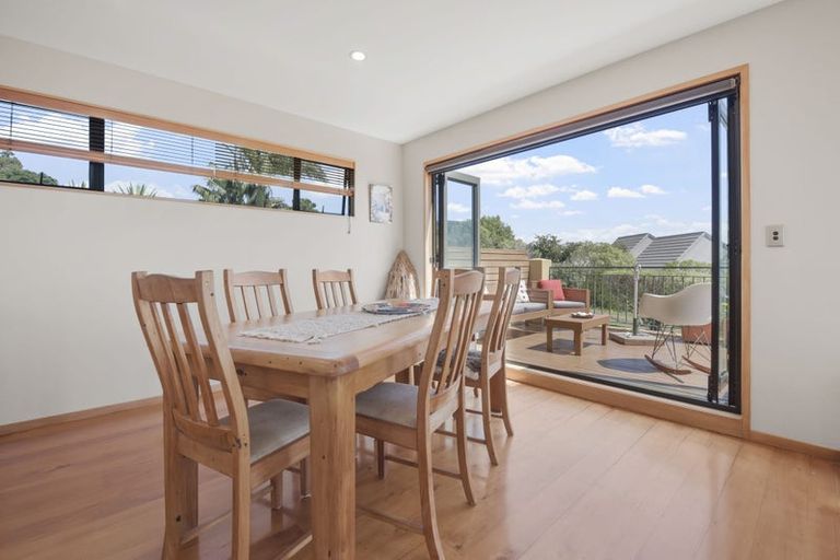 Photo of property in 31 Durness Place, Red Beach, 0932