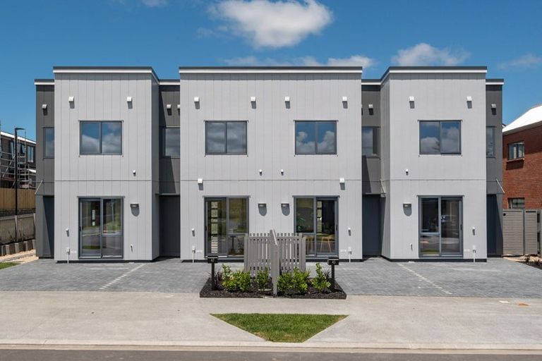 Photo of property in 47 Oyster Drive, Whenuapai, Auckland, 0618