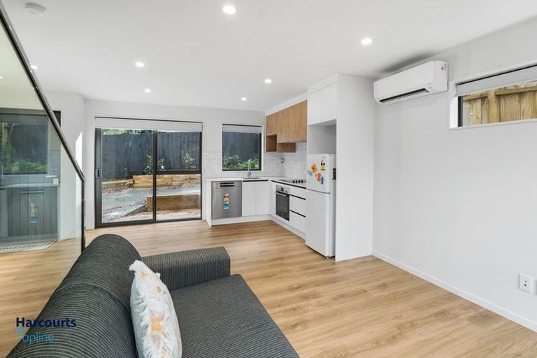 Photo of property in 26f Sheridan Drive, New Lynn, Auckland, 0600