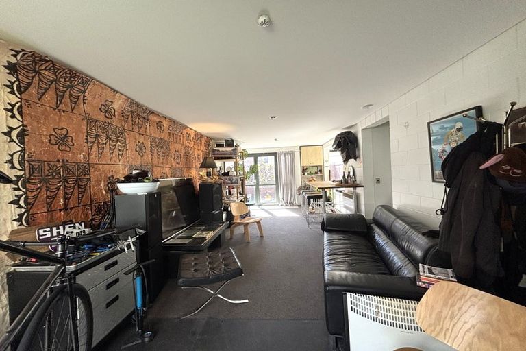 Photo of property in 8/868 Colombo Street, Christchurch Central, Christchurch, 8013