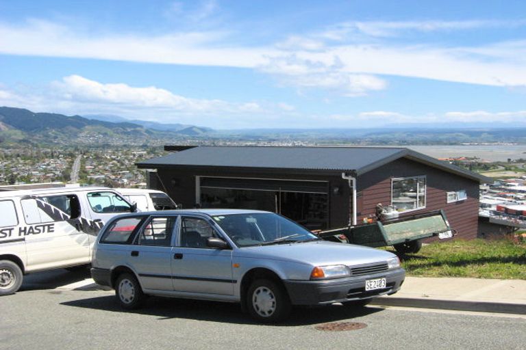 Photo of property in 15 Heemskerck Place, Britannia Heights, Nelson, 7010