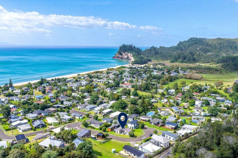 Photo of property in 5 Ross Place, Whiritoa, Whangamata, 3691