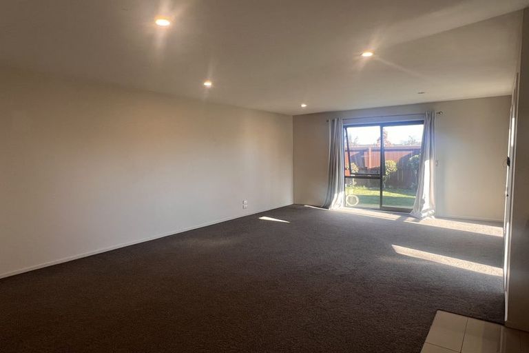 Photo of property in 72 Shillingford Boulevard, Rolleston, 7615