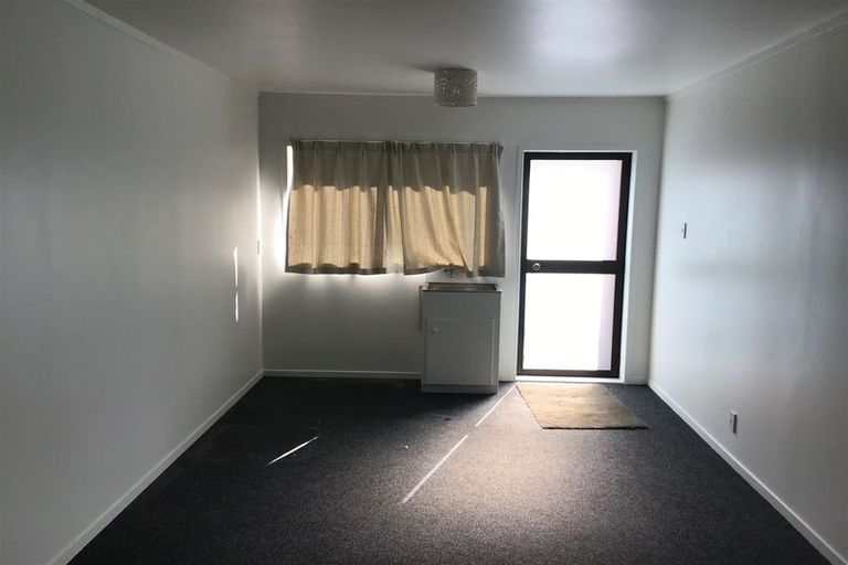 Photo of property in 3/9 New Windsor Road, Avondale, Auckland, 0600