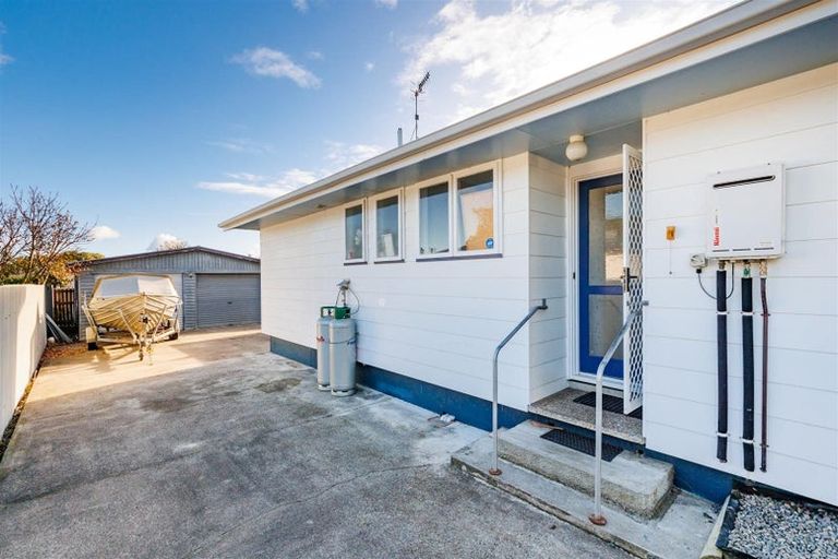 Photo of property in 181a Bridge Street, Bulls, 4818