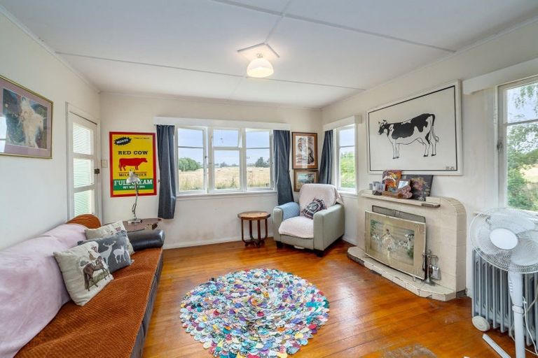 Photo of property in 77 Taumata Island Road, Taumata Island, Carterton, 5792