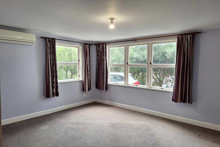 Photo of property in 2 Burlington Road, Hospital Hill, Napier, 4110
