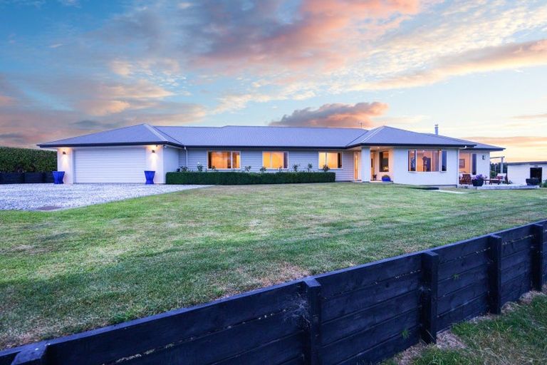 Photo of property in 25 Paradise Avenue, Feilding, 4775