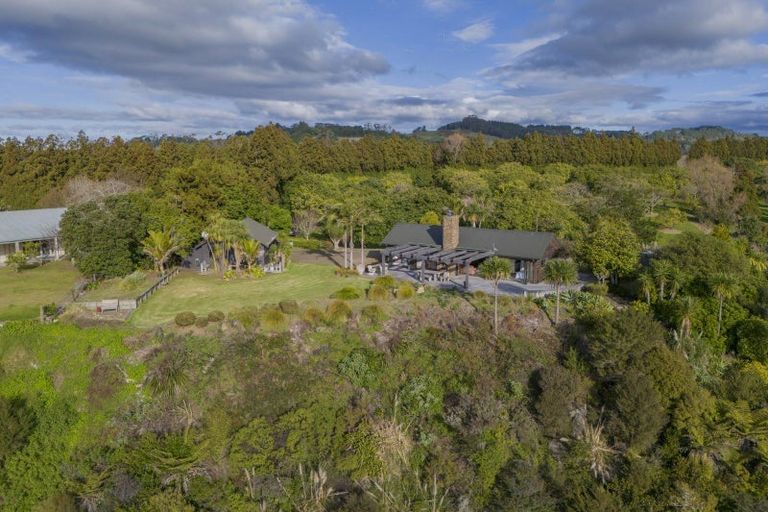 Photo of property in 899f Purangi Road, Cooks Beach, Whitianga, 3591