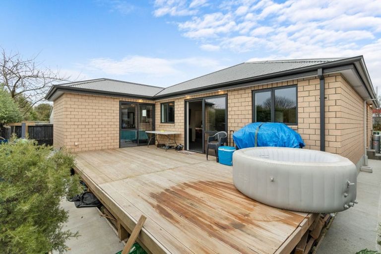 Photo of property in 11 Russell Street, Linwood, Christchurch, 8062