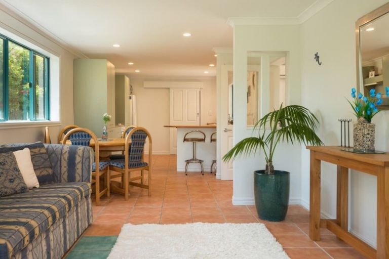 Photo of property in 99a Simpson Road, Papamoa Beach, Papamoa, 3118