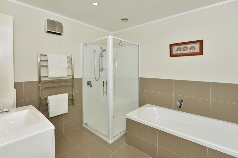 Photo of property in 846 Puketona Road, Haruru, 0204