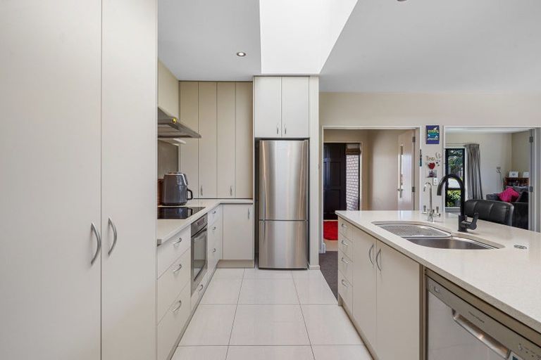 Photo of property in 56 Oakwood Drive, Rangiora, 7400