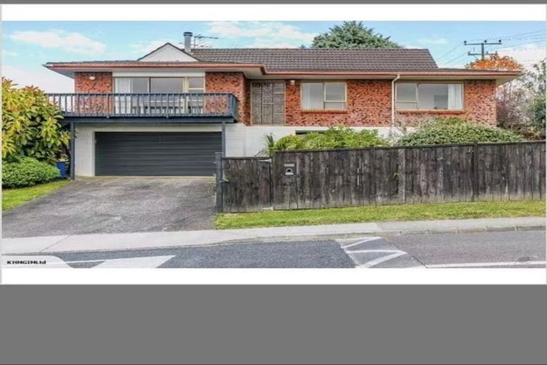 Photo of property in 2/53 High Road, Glenfield, Auckland, 0629