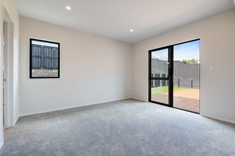 Photo of property in 12 Kanono Way, Helensville, 0800