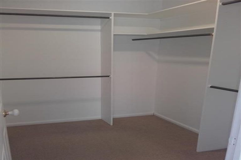 Photo of property in 117 Lakeside Drive, Orewa, 0931