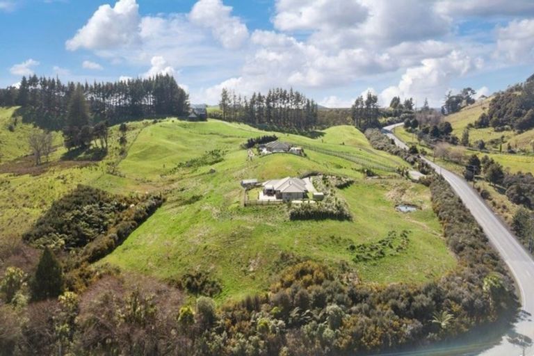 Photo of property in 883 Haruru Road, Wainui, Kaukapakapa, 0873