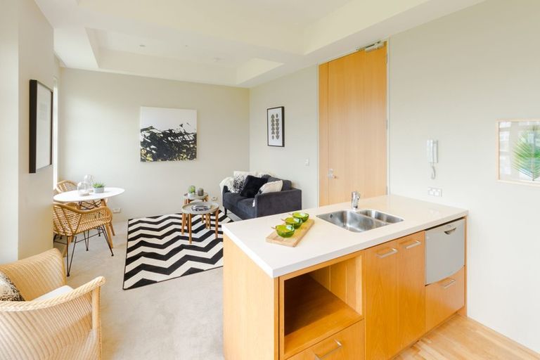 Photo of property in Chaffers Dock, 210/22 Herd Street, Te Aro, Wellington, 6011