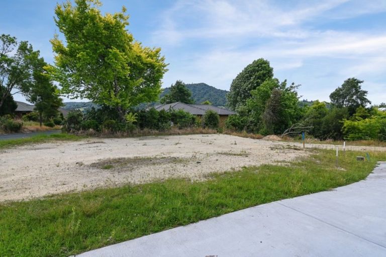 Photo of property in 75 Tawavale Street, Pukehangi, Rotorua, 3015