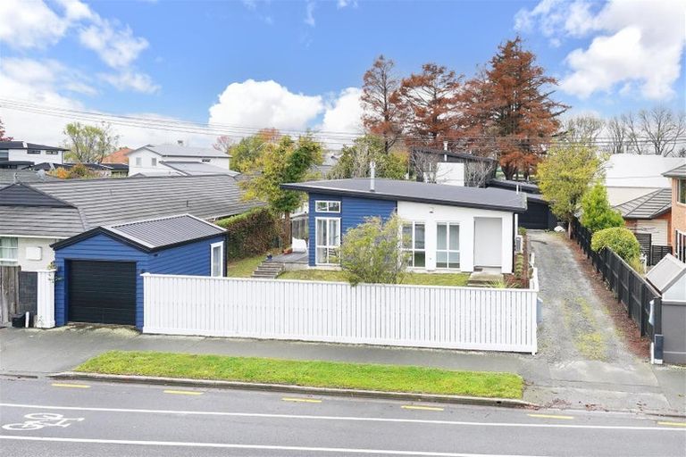 Photo of property in 1/16 Strowan Road, Strowan, Christchurch, 8052