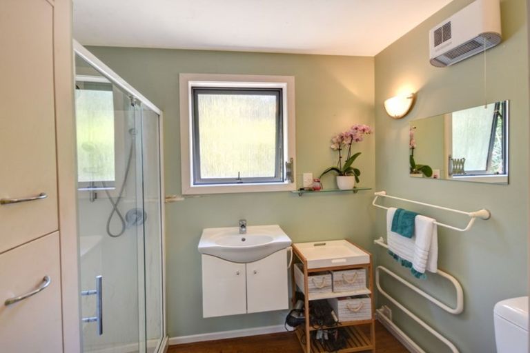 Photo of property in 37 Mckendry Road, Woodside, Outram, 9074