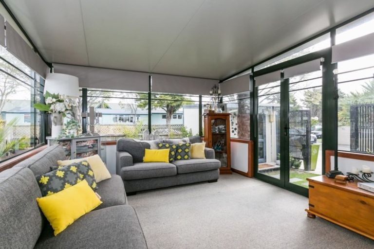 Photo of property in 54 Osier Road, Greenmeadows, Napier, 4112