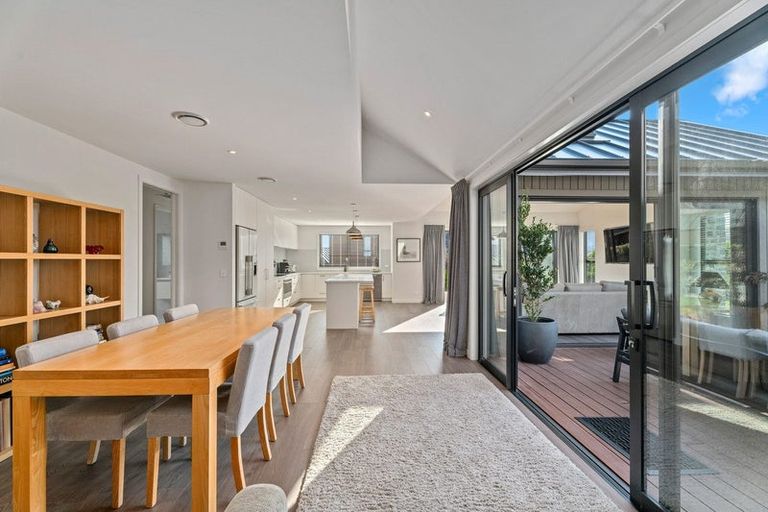 Photo of property in 64 Jacks Point Rise, Jacks Point, Queenstown, 9371