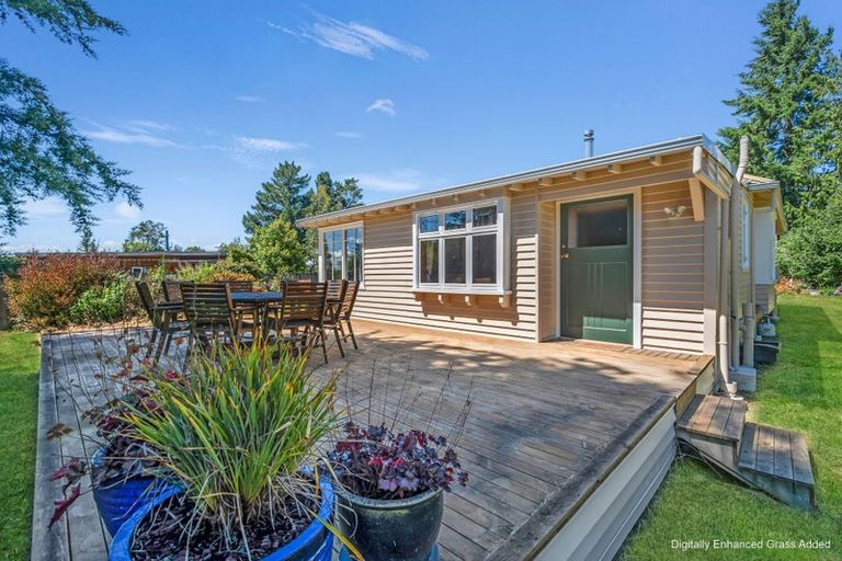 Photo of property in 3 Cross Street, Coalgate, 7673