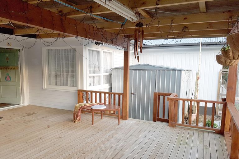 Photo of property in 5 Mcdivitt Street, Manurewa, Auckland, 2102