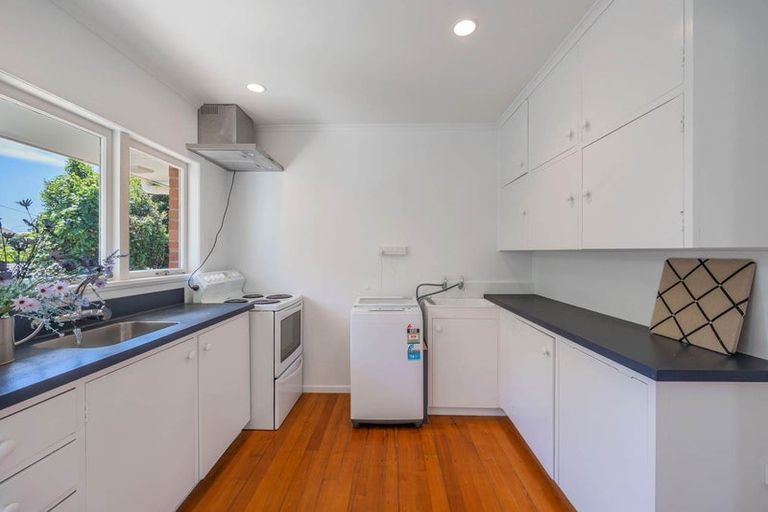 Photo of property in 2/15 Dominion Street, Takapuna, Auckland, 0622