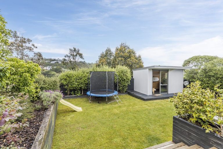 Photo of property in 23 Hudson Street, Island Bay, Wellington, 6023