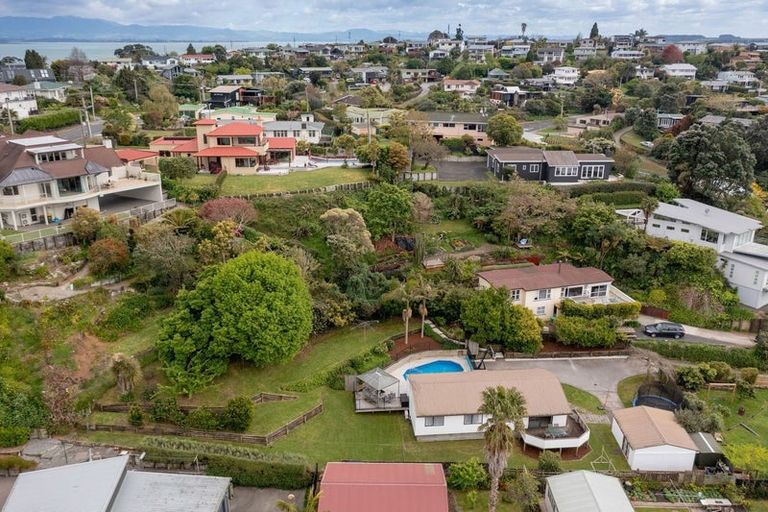 Photo of property in 7a Omokoroa Road, Omokoroa, 3114