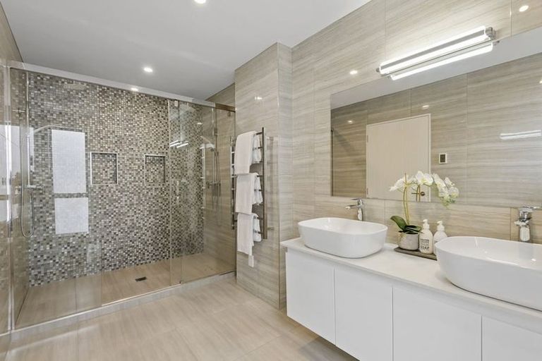 Photo of property in 32b Hewitts Road, Merivale, Christchurch, 8014