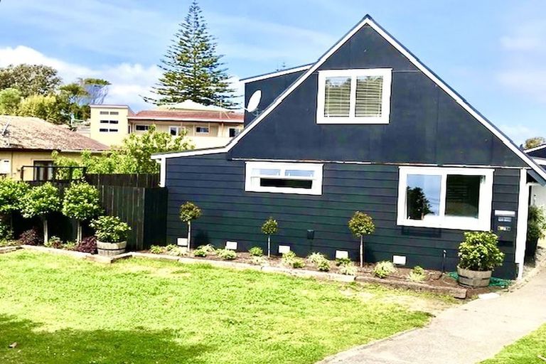 Photo of property in 161 Karewa Parade, Papamoa Beach, Papamoa, 3118