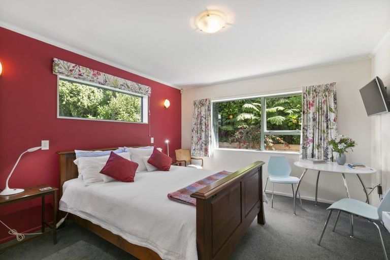 Photo of property in 26a Agra Crescent, Khandallah, Wellington, 6035